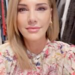 Daisy Fuentes Instagram - RePost • @daisyfuentesstyle Document the moments you feel good — Remember feeling strong, confident and amazing so that you can repeat often & remind yourself what a badass goddess you truly are. #daisyfuentesstyle #happysunday Wise words from @daisyfuentes