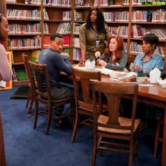 Daisy Ridley Instagram - Saturday screening: Abbott Elementary (2021). LOVING this show - I know I’m about a year behind but better late than never! All the lols and all the feels, gives that proper warm belly feeling!!!