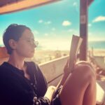 Daisy Ridley Instagram – 📖 🪱