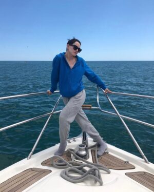 Daisy Ridley Instagram - And that’s a wrap! Last day on set for Young Woman and the Sea. It has been tough, but worthwhile, and I think we have made a film to be proud of. So grateful for #TeamTrudy ♥️