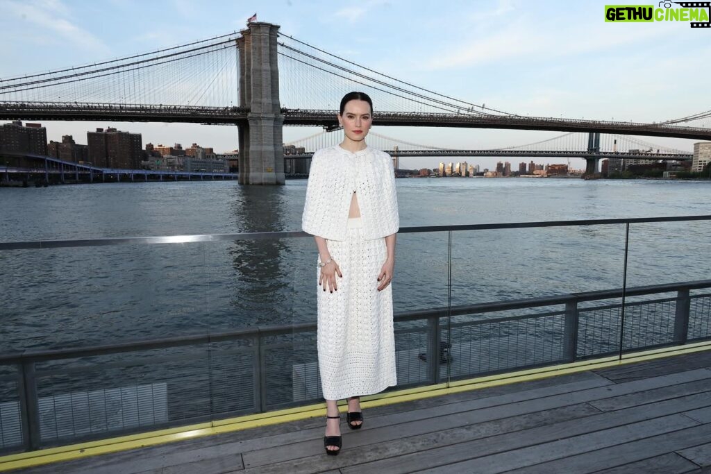 Daisy Ridley Instagram – Tickets for #YoungWomanAndTheSea are now ...