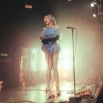 Dakota Schiffer Instagram - Thank you so much for such a warm reception yesterday for my surprise apperance for @blackhoneyuk ‘s Brighton show! Directing the music video for Heavy was such a privilege and getting to perform the song on stage was so surreal and full circle! Thank you so much to the amazing band and crew!💖💖 photos by @hattie_neate