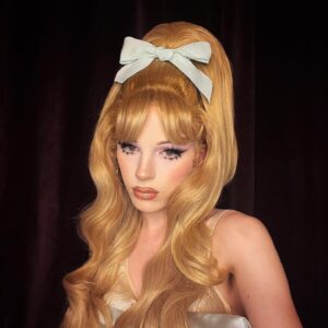 Dakota Schiffer Instagram - 🎀 tears inspo - @simonerocha_ @meicrosoft 🎀