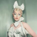 Dakota Schiffer Instagram – Hair by ~ @houseofpeluca 
Undereye makeup inspo ~ @naezrahlooks