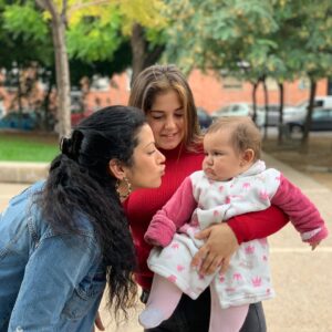 Dakota Tárraga Instagram - Me la como no la hay como mi prima y mi sobrina princesita 👸🏻 de su tita ♥️♥️♥️😘😘😘😘❤️❤️❤️😍😍😍😍las amo a mis niñas y el que viene en camino de mi inesita
