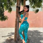 Dakota Tárraga Instagram - Mujer es la qué pone a los ateos a decir !!Dios mío 🪐🪐💙🩵💙 Con cuál te quedas Cari? 1/2/3 jajaja 🤣