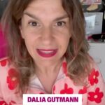 Dalia Gutmann Instagram - ¡PAREN TODO! 🖐🏻 📲 @daliagutmann y una noticia muy importante: desde marzo estrena columna propia en Clarín y clarin.com. 📆¿Cuándo la vas a poder leer? Este viernes 1/3, la primera.