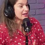 Dalia Gutmann Instagram - ¿Mate o sexo? @daliagutmann fue sincera con la pregunta de Andy en #HolaVos 🤔 @andyclar_ y @mujer.madre.y.argentina 🎙️ Miranos de lunes a viernes a las 9.30 ⏰ por http://twitch.tv/Telefe y http://YouTube.com/@telefe #StreamsTelefe 📺