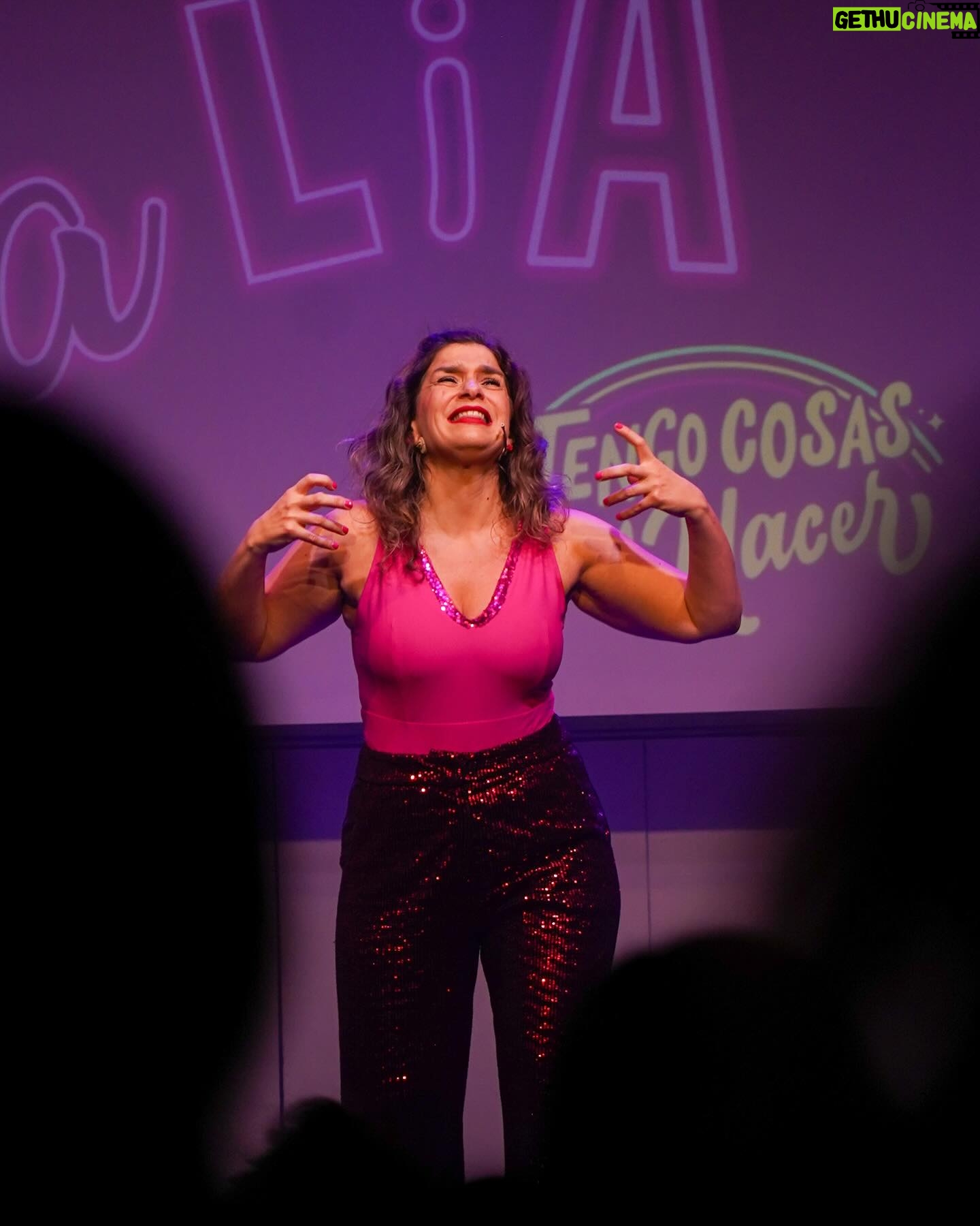Dalia Gutmann Instagram - Algunas de las fotos que sacó ayer la genia de @nati_caviglia (vayan a su cuenta a ver sus fotos), en la función de @tengocosasparahacer en Madrid♥️