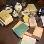 Dalila Carmo Instagram - Foi bonita a leitura ontem. Com este texto da @tatisalemlevy , com que o @martimpedroso pegou e brincou e @nunogil @joaosanogueira_ e eu quisemos dançar as palavras e fazer a festa do dia 25. Obrigada ao museu da História e Ciência da Universidade do Porto, que mais uma vez nos recebeu, na bonita casa Andresen. 🤍 As fotos são da @joanamargarid , da @andreiajunior e da Besnica🤍