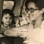 Dalila Carmo Instagram - Olhares de mim para ti. Olhares de espanto, de surpresa, de cuidados, de novidade. Sou e serei sempre plateia da pessoa que me mostrou como ver o mundo de todas as cores. É da minha mãe, a liberdade. Happy birthday Mum🤍✨🤍