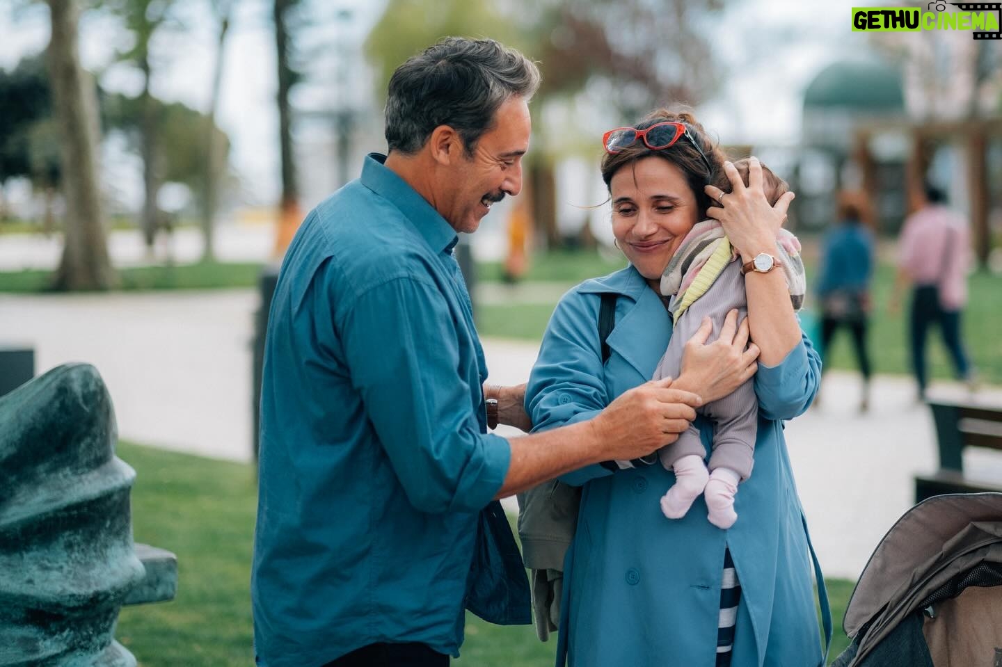 Dalila Carmo Instagram - " A Filha" estreia 29 de abril, na TVIš¤ @tvioficial @mariaemayer @to_by_66 @diogoinfanteoficial @lucianabalby @zecondessa @sarabarradasofficial @inescastelbranco @ritalello_ @cuchacarvalheiro @luis_lima_barreto #inesbalsa