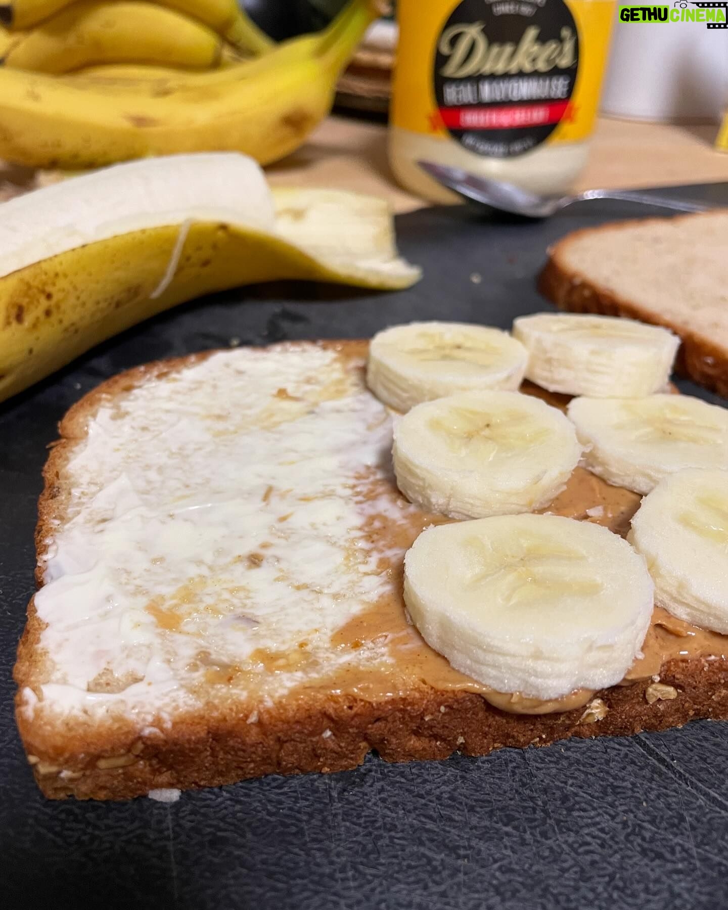 Damaris Phillips Instagram - What’s your ranking? Here’s mine! #5- Peanut Butter, Banana, and Mayonnaise #4- Reuben ( classic or beet, I love them both) #3- Club #2- Fried Egg and Cheese (I also love this on an English muffin) #1- Tomato Sandwich 📷 - @stripedspatula @cookingwithkarli @kasey_allthingsmamma