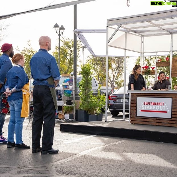Damaris Phillips Instagram - Tune in tonight, May 15th at 9pm on @foodnetwork for an all new #supermarketstakeout @guarnaschelli tasks four determined chefs to stake out and dish up a continental breakfast and the final two chefs must keep their cool and keep it creamy to walk away a winner!