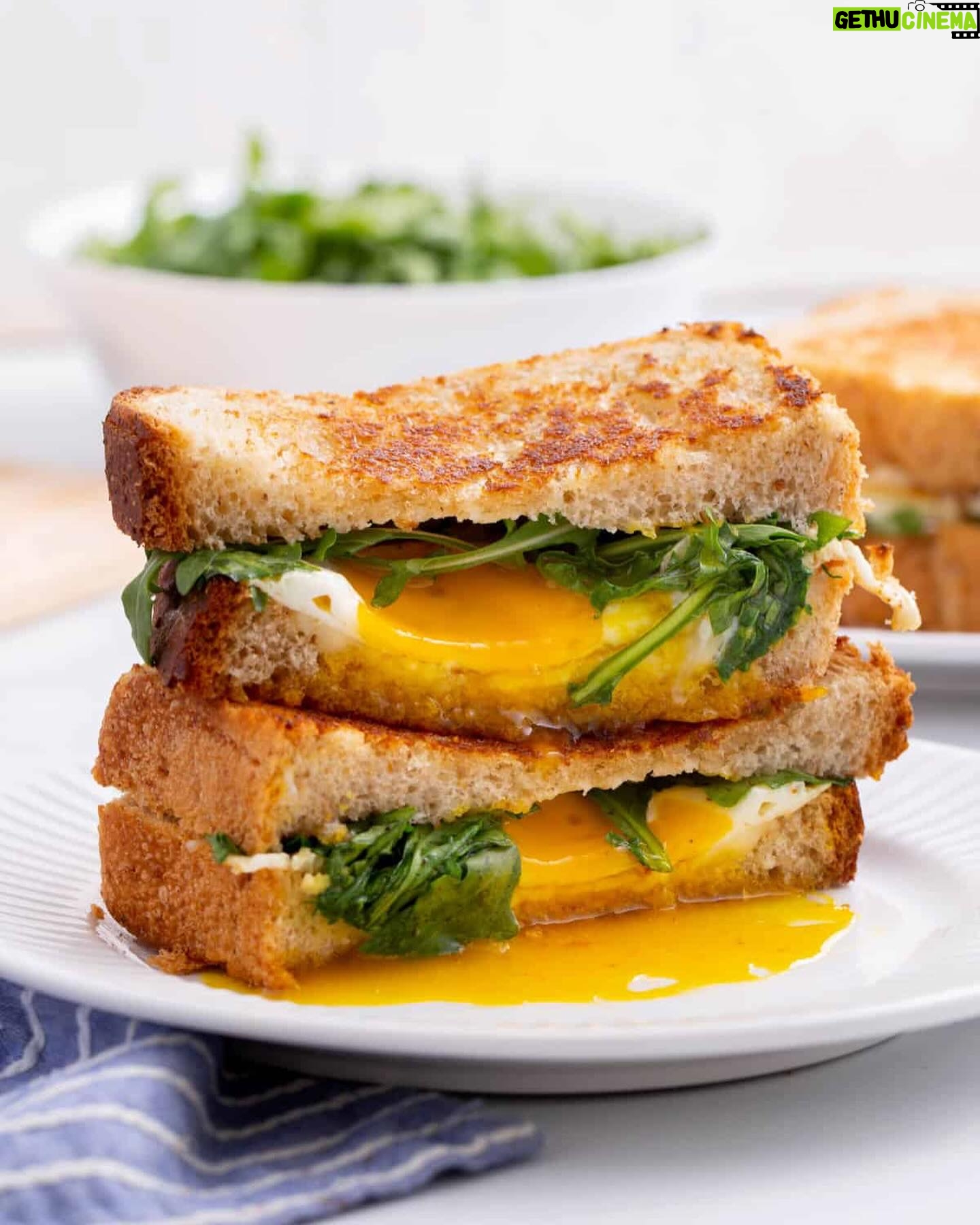 Damaris Phillips Instagram - What’s your ranking? Here’s mine! #5- Peanut Butter, Banana, and Mayonnaise #4- Reuben ( classic or beet, I love them both) #3- Club #2- Fried Egg and Cheese (I also love this on an English muffin) #1- Tomato Sandwich 📷 - @stripedspatula @cookingwithkarli @kasey_allthingsmamma