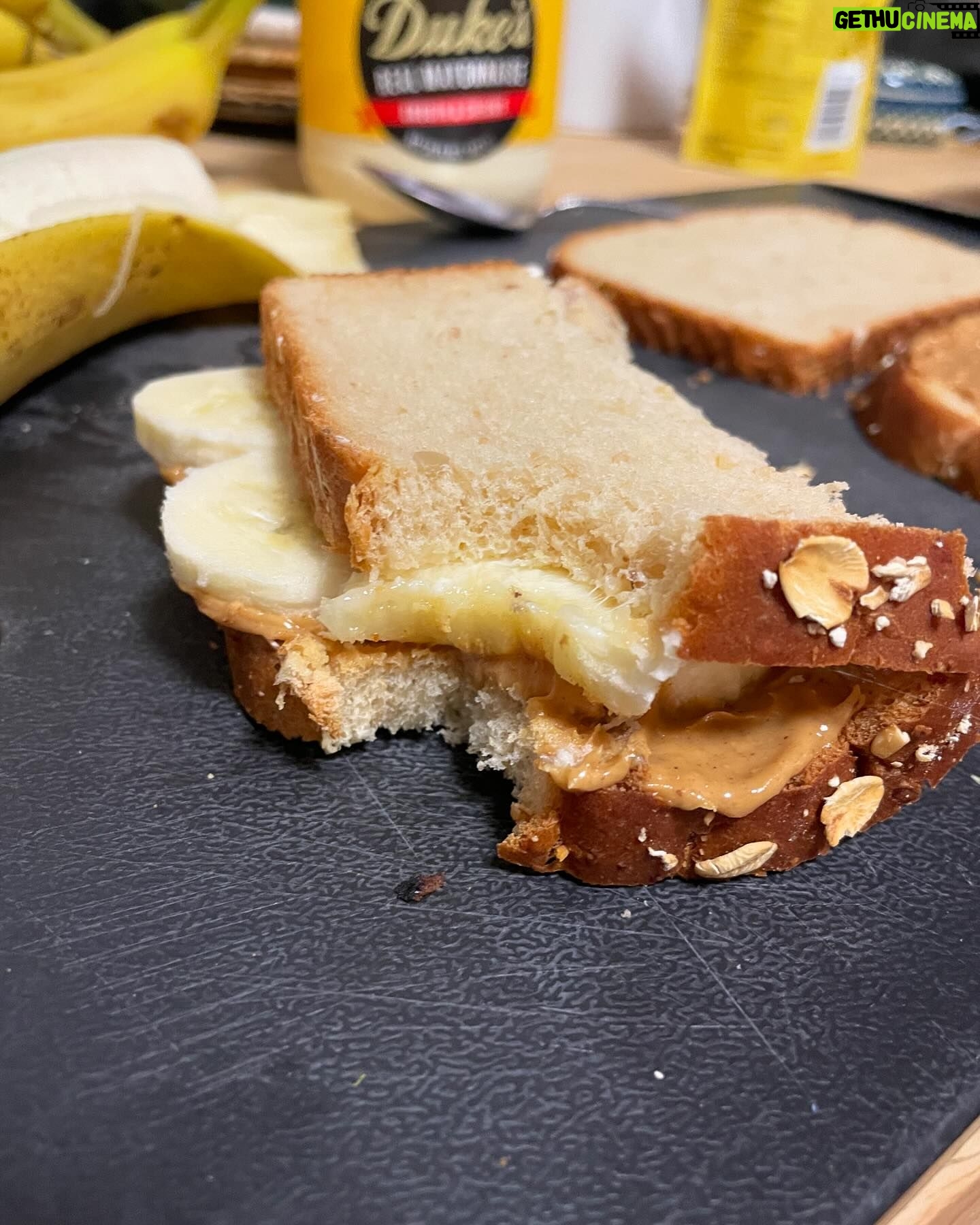 Damaris Phillips Instagram - Peanut butter, banana and mayonnaise sandwiches are in my top 5 best sandwiches ever. Do you agree?