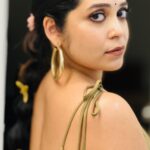 Damini Bhatla Instagram – Another day, Another GRWM but definitely not an another ordinary gig. It’s the ‘Celebration of Telugu Indie’ at @ext.hyd , a venue which has its sanctity for producing the best shows in the city. 

So I had to put in some extra work into the preparation. I had to look special. Roped in a professional MUAH @silpa.vennelakanti to create this beautiful, feminine look. 

Last night, I was super proud of the songwriter in me. People watched the whole 1 hour indie set and appreciated my music. They said – ‘your music is a vibe’. 

I shall put in more work into this craft, present my art well and get vulnerable on stage. So stick around. 

Thank you @baidurjyabanerjee @r0hite @sruthihasinimusic @franklin_paull @irsvarun @ashkingak for the support. 

Keep doing this more often @hemender_reddy @supriamancherla guys! 

Cannot wait for the after gig pictures and the show reel @clickingitreal 

Tags – [Indie music, GRWM, Glam, Concerts, Hyderabad, Damini Bhatla]