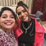 Damini Bhatla Instagram – about last night…
I witnessed @ipritamofficial da’s live in concert. it was a private gig and @shalmiaow gave me the artist’s friend pass. i must tell – she is the real deal. she introduced me as a playback singer and indie artist to everyone including pritam da. i always believe in ‘women are the biggest supporters of women’. she is not a gatekeeper and you shouldn’t be her garden variety hater. 

taking about the gig, every song sounded like a record. 20  musicians on stage and off-stage crew were introduced on the LED screens with utmost respect for their contribution. 

i also had an opportunity to witness my LMA senior @mohammedirfanali anna. pitch perfect every single time. 
.
.
.
Tags : Live in Concert, Mumbai Diaries, Bollywood Music.
