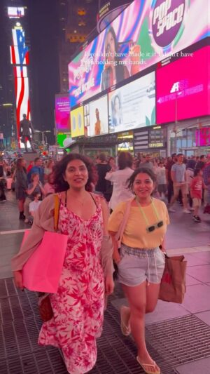 Damini Bhatla Instagram - thank you sister ❤️
#sisterhood #nyc #reels #feelitreelit #