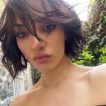 Damla Colbay Instagram – saclarim uzarken ozledigim kisa sacli damlalar💧son fotograf dahil 🤡