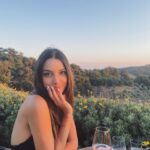 Damla Colbay Instagram – icimden ne kadar sansli oldugumu dusunuyodum🌸