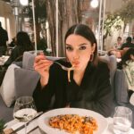 Damla Colbay Instagram – huuuup🧶