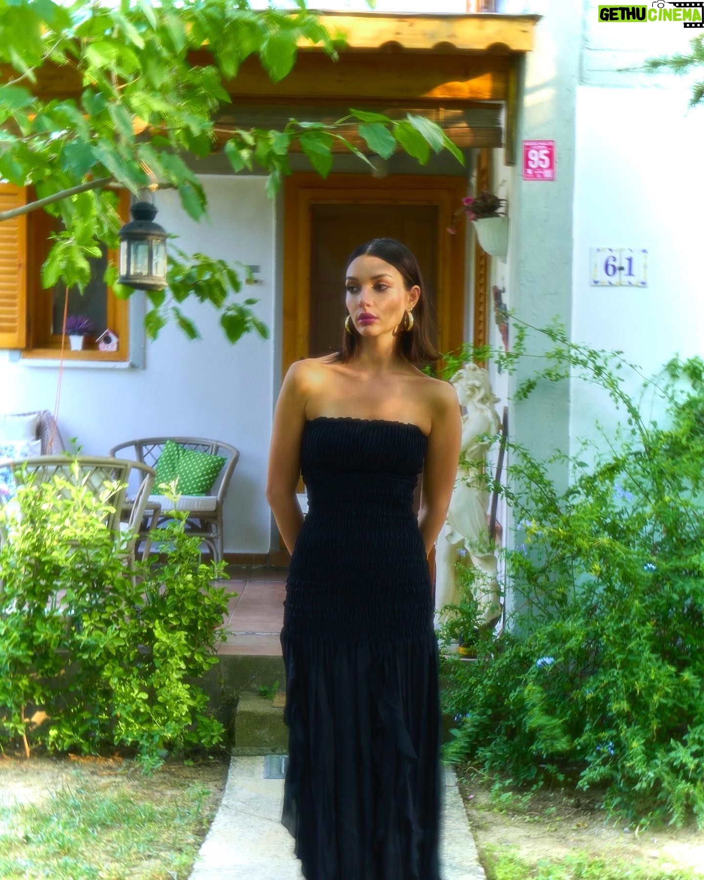 Damla Colbay Instagram - 💧 📷 @aykutgulerx