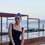 Damla Colbay Instagram -