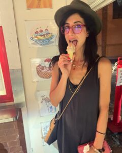 Actress Dana DeLorenzo HD Instagram Photos and Wallpapers January 2024