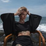 Dana Sokolova Instagram - Гулять со мной это: подожди, давай ещё посидим 💔 Photo-guru @volodinatasha Suits @aeffectionbrand