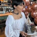 Dana Sokolova Instagram - Когда он фотографировал ее, он не говорил ей «Улыбнись», он говорил «Я люблю тебя», и она улыбалась 🫂