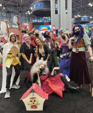 Dana Terrace Instagram - NYCC was a blast. There were so many great cosplays, I wish I got pics w all of them! 🥲
Video by @_alexhirsch_ !