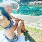 Danay García Instagram - It feels like summer 🪴💦👑#queen There are two places where I can completely relax: in nature and by the piano. 💡🪴🧡🌍 #relax #sunday #funday #grateful #workflow #feelslikesummer #herewego #gracias #life #love #danaygarcia #podcast #host #show #bikini #girl #treatyourkifelikeagarden Never forget the magic 🌷🌱🧡