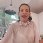 Danay García Instagram - “Cooking with la familia” this coming Sunday! 10am PST - 12 noon CST - 1pm EST! See you in my kitchen ⏰🌱🪴👩🏼‍🍳 Get your ingredients here Ingredients for Picadillo: · 1lb (450g) ground beef * · a green bell pepper · a medium-sized onion · half a bulb of garlic · 2 tbsp (about half of a 6oz/170g can) tomato paste · salt and pepper (to taste) · some seedless raisins · white wine vinegar · 2-3 tbsp green olives, pitted . Chives - rosemary- sage . Rice Other ingredients: · 1-2 green plantains · side salad (include avocado for a Cuban flavor!) · oil (for cooking and frying) #cooking #familiatime