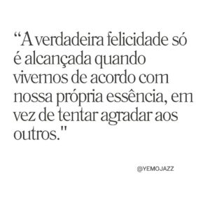 Dandara Albuquerque Instagram - Viver com presença 
Em essência 
Toda nossa autenticidade 
Seguindo nossos valores e propósito
Para ir construindo assim
Nosso caminho e felicidade 🌻