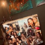 Dani Gondim Instagram - Dia de PRISCILLA Minha melhor amiga, nossa amizade já é maior de idade e que privilégio dela ter você para celebrar esse tempo todo de amor. Que sorte a minha ter você, Pri; inteligente, doce, atenciosa. O ser que sempre tenta enxergar o lado bom de todo mundo e encontrar porquês nas adversidades. Quem dera o mundo tivesse mais Pri’s. Aprendo tanto com você. É raro encontrar alguém que dê tantas chances ao outro. Você nunca dá ponto final sem ouvir, acolher e lutar para que sejamos uma melhor versão de nós mesmos. Minha doce Pucca de fé e esperança. Te amo infinitamente. Cada vez mais. @pri_afio ♥