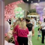 Dani Gondim Instagram - Tu tu tu turuturu babyTube. Queridos, que dias intensos e emocionantes. Um presente estar com vocês celebrando a vida de Lua cercada de tanto cuidado em cada detalhe do evento. Foi impecável. Que a divindade continue abençoando sua família e iluminando seus passos ❤️ @eliezer @viihtube Ps: eu estou obcecada. Passo 90% do tempo cantando babytube e os outros 10% eu torço para alguém cantar e eu falar “ o meu nome é Nina, dinossaurinha “ 😂😂❤️❤️❤️ Gratidão @tauaresorts por nos receber tão bem #babytube #mundosalua