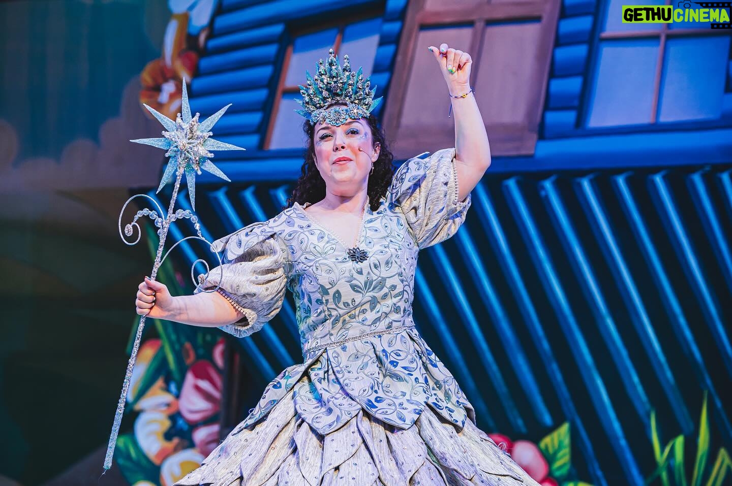 Dani Harmer Instagram - The Wizard of Oz: Production Photographs Playing until Saturday, April 6, 2024 Swansea Grand Theatre Book Now: www.swanseagrand.co.uk/WizardOfOz 📸 Kirsten McTernan Photography #wizardofoz #familyadventure #pantomime #easter2024 #swansea #swanseagrandtheatre #matthewrevellgriffithsltd @swanseagrandinsta @grandabertawe