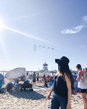 Daniela Bobadilla Instagram - Felt like a little kid all over again  at the Huntington Beach Airshow yesterday! Check out my instastory for some videos. My fellow @cfsnowbirds made me oh so proud to be Canadian 🇨🇦 and oh so proud to be in the US with a little red white and blue action 🇺🇸! My ears are extra grateful for some peace and quiet today haha. I’m still shook in the best way. So stunning, so graceful, so powerful. Respect.