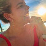 Daniela Boaventura Instagram - O assunto é a demissão do Mano Menezes. Concorda? A capa do vídeo é só porque o pôr do sol tá mais bonito que a situação do Corinthians…