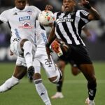 Daniela Boaventura Instagram - Da melhor pra pior estreia dos brasileiros na Libertadores. Concordam?? 1 - Galo venceu fora, ganhou moral pra final do estadual e teve jogadores crescendo individualmente. 2 - Palmeiras empatou fora de casa, mas com adversário de melhor nível técnico que os demais brasileiros e poupando jogadores 3 - Grêmio perdeu, mas com reservas e na altitude. Pontos que já deveriam ser contabilizados como perdidos (pelo menos dois) na conta da classificação gremista 4 - Fluminense não tinha três jogadores titulares (entre outros). Tomou calor de adversário de menor nível técnico, mas manteve maneira de jogar 5 - Flamengo teve jogadores muito abaixo do esperado. Mudanças feitas por Tite (antes e durante o jogo) não surtiram efeito esperado. 6 - Derrota do São Paulo passou demais pelos jogadores que saíram machucados. Mas perdeu num grupo chato, corre risco se não aumentar produtividade 7 - Botafogo levou baile, susto e perdeu em casa.