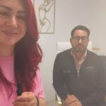 Daniela Droz Instagram - Amoreeesss …. Aquí les cuento un poco cómo mantengo mi doñi JEVITUD 😂😂😂😂😂, la semana pasada visité al maravilloso @drjoseangelmarrero en su oficina en Arecibo PR. Dr Marrero es espectacularrrttt no solo como Dr sino también como ser humano, su trato es único y saldrás de su oficina sintiéndote más hermosa y renovada. ¿Qué productos utilizo? Yo siempre me he cuidado bastante la piel de mi rostro y actualmente utilizo prácticamente toda la línea de @blglowskin productos maravillosos libres de toxinas y me han ayudado muchísimo. Y por lo menos una vez a la año toquesitos especiales con @drjoseangelmarrero . Video 1. Antes (cuando llegué) Video 2. Después de que me inyectara las áreas que queremos darle un refresh. Tratamiento de Armonía Facial. Video 3. Como amanecí al día siguiente. #rostro #belleza #antiaging #armoníafacial #drjoseangelmarrero #danieladroz #cuidadodelapiel #doñijeva