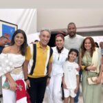 Daniela Droz Instagram - 🎭 Lo mejor de ayer en la noche en nuestro estreno fue tener a mi familia (mami, papi, Kennito y esposito) allí presente disfrutando de nuestro proyecto que montamos con tanto amor. 🎭 ♥️Mi hijo y esposo llegaron ayer mismo para apoyar mamá y mi corazón no puede estar más agradecido. Gracias a mis amigas bellas por decir presente.♥️ 🏆Esta producción ha sido una de las experiencias más enriquecedoras de mi vida, llena de compañerismo, respeto, talento de sobra pero sobretodo presencia de Dios.🥇 👑Honrar a Dios a través de mis dones y talentos es lo más hermoso que existe, gracias Padre por esta valiosa oportunidad. 👑 Gracias al hermoso público que se dió cita en Bellas Artes de Caguas para reír sin parar. @luquisnelson GRACIAS infinitas por la invitación , compañeros actores, director Nemesio, equipo técnico que bárbaros son wow los amo. PUERTO RICO nos vemos el 18 de mayo de Mayagüez “Hasta que las Suegras nos separen” 🎫🎟️BOLETOS en @ticketera FOTOS 4 y 5 - Kennito junto a su personaje favorito de la obra #CHU 😂😂