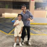 Daniela Droz Instagram - 🎭 Lo mejor de ayer en la noche en nuestro estreno fue tener a mi familia (mami, papi, Kennito y esposito) allí presente disfrutando de nuestro proyecto que montamos con tanto amor. 🎭 ♥️Mi hijo y esposo llegaron ayer mismo para apoyar mamá y mi corazón no puede estar más agradecido. Gracias a mis amigas bellas por decir presente.♥️ 🏆Esta producción ha sido una de las experiencias más enriquecedoras de mi vida, llena de compañerismo, respeto, talento de sobra pero sobretodo presencia de Dios.🥇 👑Honrar a Dios a través de mis dones y talentos es lo más hermoso que existe, gracias Padre por esta valiosa oportunidad. 👑 Gracias al hermoso público que se dió cita en Bellas Artes de Caguas para reír sin parar. @luquisnelson GRACIAS infinitas por la invitación , compañeros actores, director Nemesio, equipo técnico que bárbaros son wow los amo. PUERTO RICO nos vemos el 18 de mayo de Mayagüez “Hasta que las Suegras nos separen” 🎫🎟️BOLETOS en @ticketera FOTOS 4 y 5 - Kennito junto a su personaje favorito de la obra #CHU 😂😂