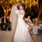 Daniela Droz Instagram - Me despido de este 2023 con el hermoso privilegio de ser la fotógrafa de la boda de Yesenia @danieladroz y Nathanael Crispín en el día de ayer ❤️ Esto fue una de las bodas más hermosas donde la presencia de Dios se hacía sentir entre los que allí estuvimos 🙌🏼 Agradezco una vez más la confianza que me brindan para un momento tan importante como este... ¡Vivo para esto! Por aquí les dejo un pre-view, que lo disfruten ✨Luego subo más fotitos 📸 Venue: @fincabeehappy Coordinación y decoración: @ednaaubray Maquillaje: @abellamakeup Vestido: @otilio.santiago Sortija: @joseechevarriadisenador