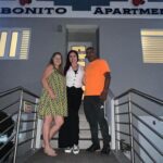 Daniela Droz Instagram - Amoreessss como saben me casé en Aibonito y la gente linda de @aibonitoapartmentspr nos recibió con tanto cariño, así que aquí les comparto una alternativa por si vas para la montaña ya sabes donde puedes quedarte. Gracias a Migdalia y su esposo Héctor por el cariño, gente linda y trabajadora de mi tierra con buen corazón . Bendiciones familia. #apartamentos #hospedaje #aibonito #puertorico #danieladroz #alegríaybombaeehh