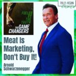 Daniela Escobar Instagram - “A necessidade de comer carne de animais como fonte indispensável de proteína é mito. É marketing. Não caiam mais nessa. “ O filme “The Game Changers” mostra bem isso na vida de atletas de várias modalidades e como sua performance melhorou depois que pararam de comer proteína animal. Assistam. Muito bom! 😉