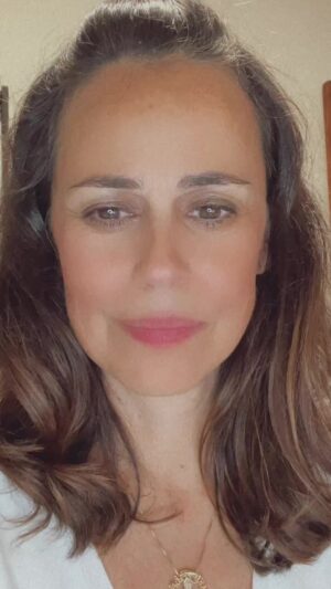 Daniela Escobar Instagram - Complemento da live anterior sobre o açúcar. Aqui respondendo as perguntas sobre os adoçantes. 
O açúcar “bom” é o natural das frutas frescas. 😉
Os outros todos, nos causam inflamações diversas…