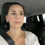 Daniela Escobar Instagram – Queria lembrar os nomes de cada um dos que conheci, de cada um dos guerreiros que fazem parte da construção da nova terra por meio desse voluntariado tão cheio de amor e luz, para agradecer sua existência pessoalmente. Deixo meu carinho a todos vocês da @svbsp, @mfa_brasil @mfa_latino SVB de todas as cidades Brasileiras. A todos os que tem se importado a ponto de dedicar suas vidas e seu trabalho a essa causa tão nobre e tão básica. 
E convido os que me ouvem aqui de coração aberto, para que Conheçam a plataforma do @ahimsa.santuariovaledarainha onde acontecem estudos, palestras, trocas de experiências lindas.
Os convido a conhecer esse trabalho e a quem sabe se tornar um doador mensal, ajudando a manter esses seres tão lindos, livres da violência e da inconsciência…
Sendo mais um veículo de amor. 🧡🌻🙏🏻