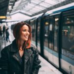 Daniela Martins Instagram - Nos soirées c’est plus ce que c’était 😆😏 L’offre Beauté de Printemps E.Leclerc est de retour ( du 07 au 18 mai 2024) et pour vous gâter @leclercmodebeaute vous fait remporter une sélection de 10 produits pour 3 d’entre vous 🤩 Il vous suffit de suivre @leclercmodebeaute et moi-même et taguez vos copines. Fin du concours le 20 Mai. Bonne chance 🍀 Les produits que j’ai utilisé: Solution Micellaire tout en 1 GARNIER SkinActive : 3,41€ Soin anti-âge NIVEA CELLULAR : 7,57€ Anti-cernes MAYBELINE : 8,52€ Mascara Wonder’extension RIMMEL LONDON : 5,80€ Poudre Stay Matte RIMMEL LONDON : 3,93€ Spray coiffant L’ORÉAL STUDIO : -68% sur le 2e Masque tissu visage GARNIER SkinActive : 2,09€ collaboration commerciale